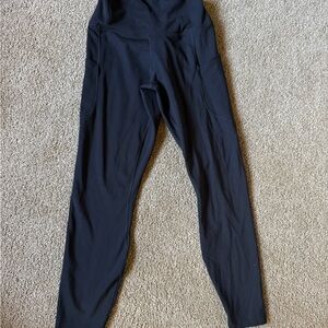 Nike Black High-Waisted Leggings mid 3/8 length